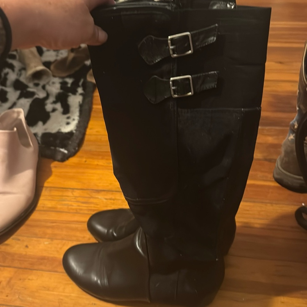 Black boots